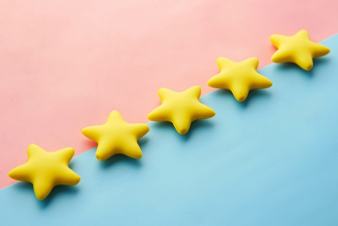 Hair Transplant Reviews: Who Filters Them and Who Pays
